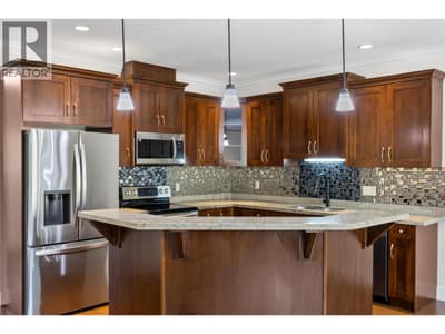 2046 Robson Place Unit# 5, Kamloops