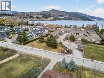 3318 Woodsdale Road, Lake Country