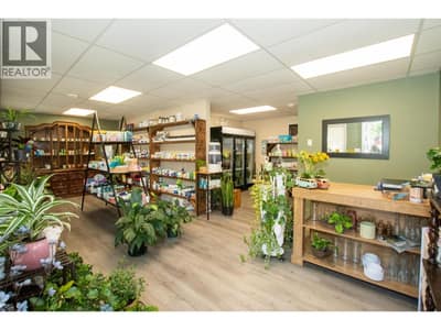 98 OLD N THOMPSON Highway, Clearwater