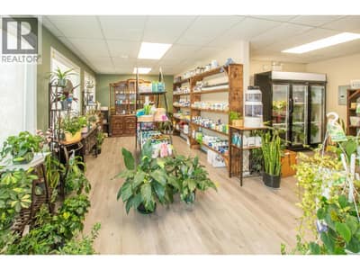 98 OLD N THOMPSON Highway, Clearwater