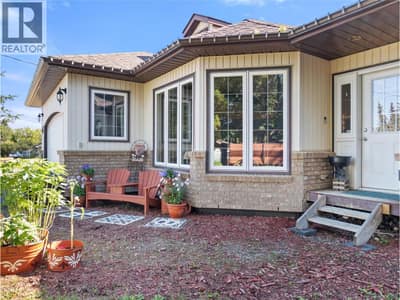 4707 51 Street, Pouce Coupe