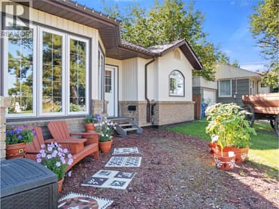 4707 51 Street, Pouce Coupe