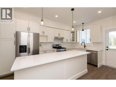 1910 11 Avenue NE Unit# 5, Salmon Arm
