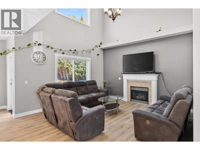 1322 Rose Abby Drive, West Kelowna