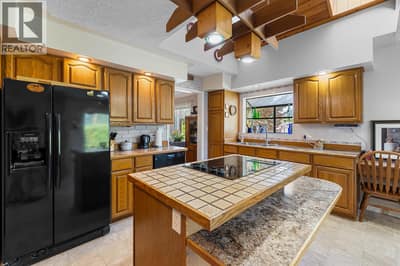2103 ASH Street, Creston