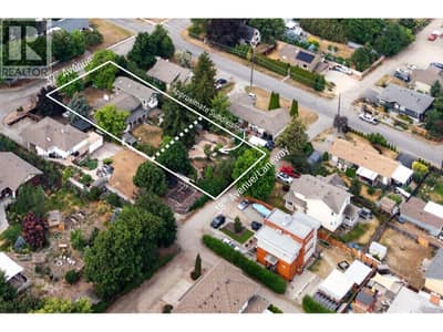 Property outlines for illustrative purposes only and are an approximation. Please refer to a survey for accuracy.
