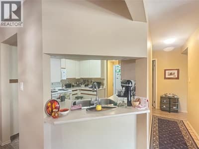 Looking into kitchen from Livingroom