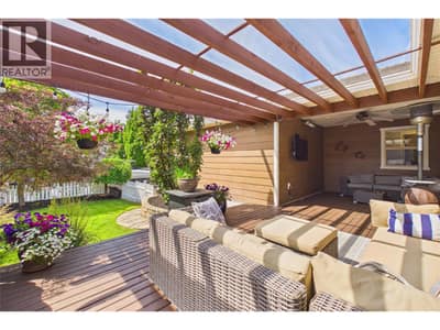 307 McCarren Avenue, Kelowna