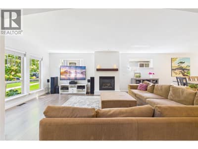 307 McCarren Avenue, Kelowna