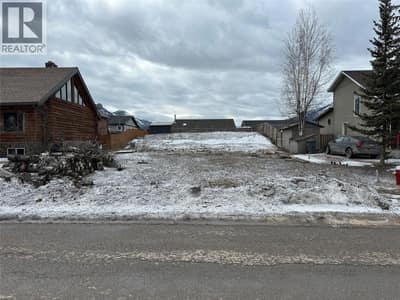 1316 CYPRESS Drive, Sparwood
