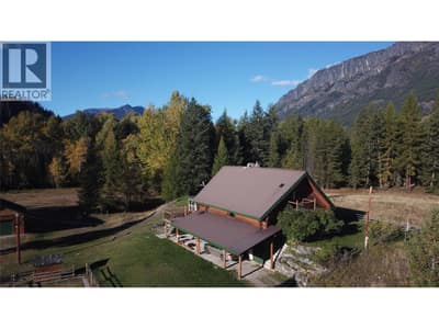 1896 ST. MARY LAKE Road, Kimberley