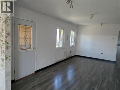 4933 Anker Road, Pritchard