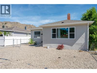 724 SCHOOL Avenue, Oliver