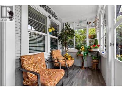 716 Lawson Avenue, Kelowna