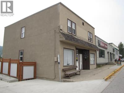 860 Schofield Highway, Warfield