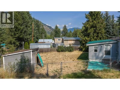 5702 BERTHA Road, Kitchener