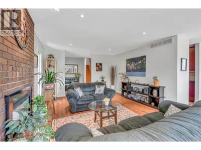 8704 Kuroda Place, Summerland