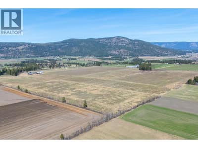 1448 Otter Lake Cross Road, Spallumcheen