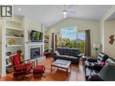 6833 Meadows Drive Unit# 8, Oliver