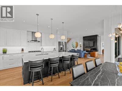 980 Ledgeview Court, Kelowna