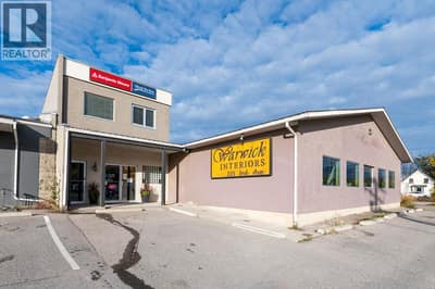 335 3rd Avenue, Invermere