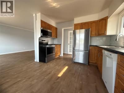 1909 2ND Street S, Cranbrook