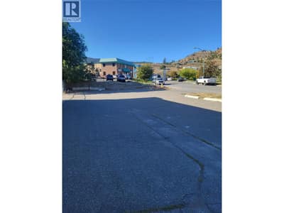 911 LAVAL Crescent, Kamloops