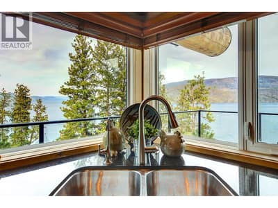 Look at that view from your kitchen sink!