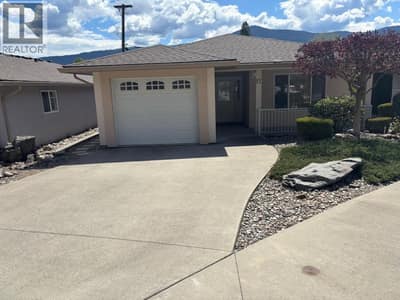 #12  707 76th Avenue, Grand Forks