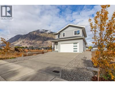 396 11th Avenue, Keremeos