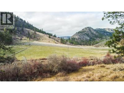 698 Green Lake Road, Oliver