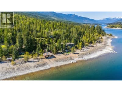 285 Kootenay Lake Road, Procter