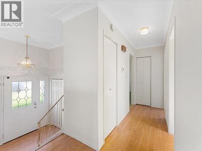 465 Hollydell Road, Kelowna