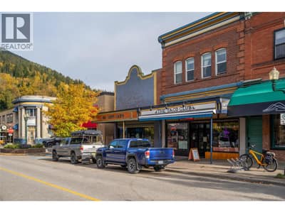 206 Mackenzie Avenue, Revelstoke