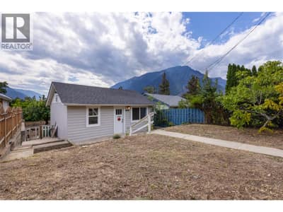 444 Victoria Street, Lillooet