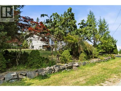 2344 Pleasant Dale Road, Blind Bay