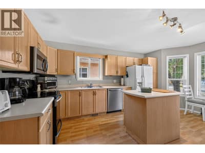 2210 LOUIE Drive Unit# 91, West Kelowna