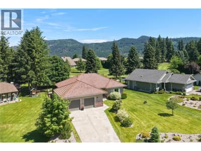 2642 Golf View Place, Blind Bay