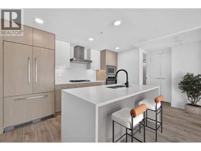 Virtually staged for size and style perception