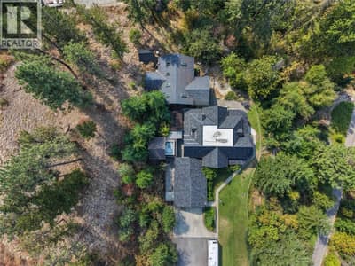 4345 June Springs Road, Kelowna
