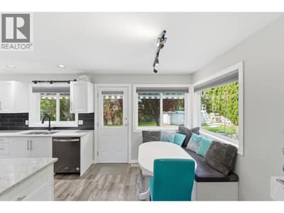 5978 Ness Court, Oliver