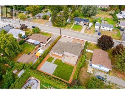 2176 Merritt Avenue, Merritt