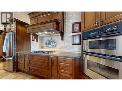 traditional Tuscany accents