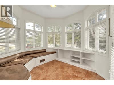 77 Tapton Avenue, Princeton