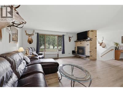 216 MCLURE FERRY Road, McLure
