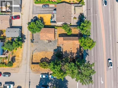 2100 32nd Street, Vernon