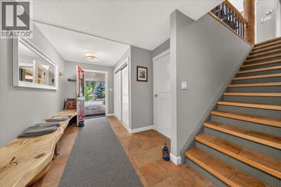 1941 GREYWOLF Drive, Panorama