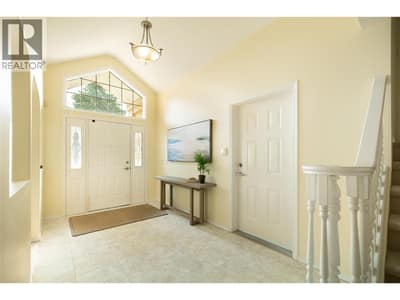 650 Lexington Drive Unit# 305, Kelowna