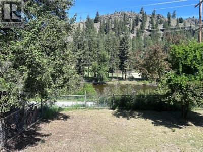 3966 HWY 3 Highway, Rock Creek