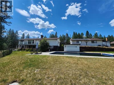 5440 41 Highway, Grand Forks